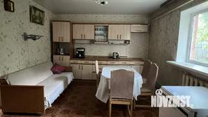 Коттедж 252м², 3-этажный, участок 6 сот.  
