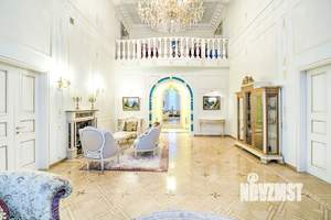 Дом 777м², 4-этажный, участок 30 сот.  