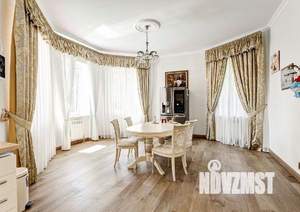 Дом 800м², 2-этажный, участок 12 сот.  