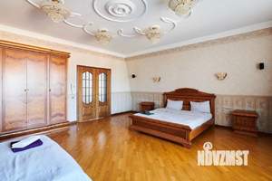 Дом 1500м², 4-этажный, участок 40 сот.  