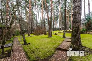 Дом 750м², 2-этажный, участок 50 сот.  