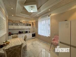 Дом 203м², 2-этажный, участок 5 сот.  