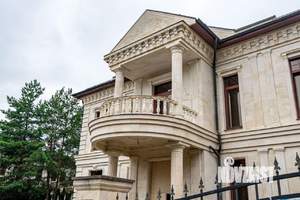 Дом 1300м², 2-этажный, участок 22 сот.  