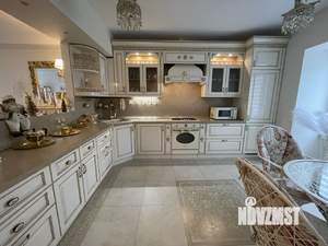 Таунхаус 200м², 2-этажный, участок 6 сот.  