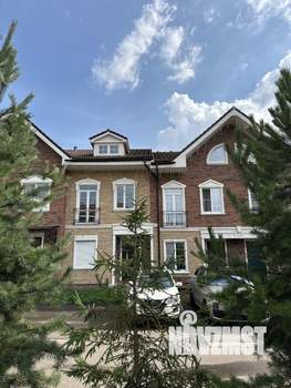 Таунхаус 144м², 3-этажный, участок 2 сот.  