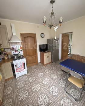 Дом 191м², 3-этажный, участок 9 сот.  