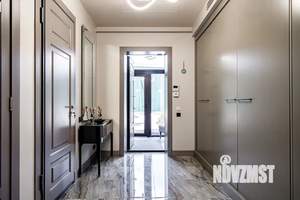 Таунхаус 300м², 3-этажный, участок 5 сот.  