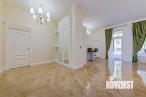 Дом 328м&sup2;, 1-этажный, участок 16 сот.  