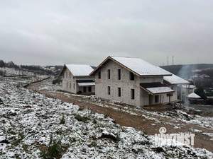 Коттедж 213м&sup2;, 2-этажный, участок 6 сот.  