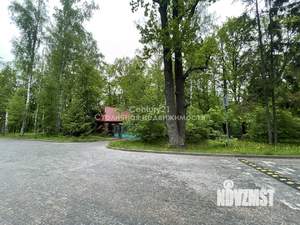 Дом 1110м², 3-этажный, участок 60 сот.  