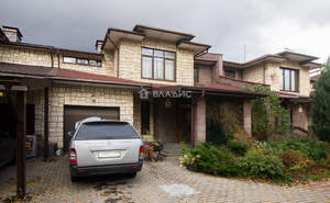 Дом 184м², 2-этажный, участок 4 сот.  