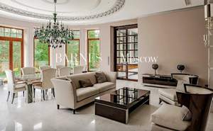 Дом 1400м², 2-этажный, участок 23 сот.  