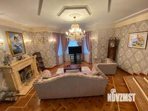 Коттедж 500м², 3-этажный, участок 25 сот.  