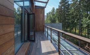 Дом 720м², 3-этажный, участок 11 сот.  