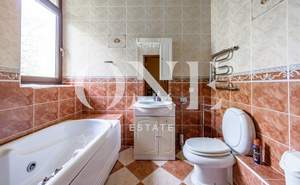 Дом 1107м², 3-этажный, участок 66 сот.  