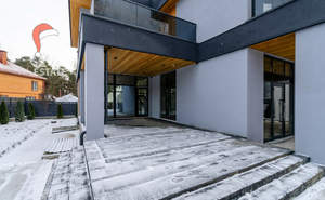 Дом 430м&sup2;, 2-этажный, участок 10 сот.  