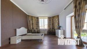 Коттедж 750м&sup2;, 2-этажный, участок 21 сот.  