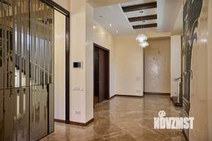 Коттедж 366м², 2-этажный, участок 11 сот.  