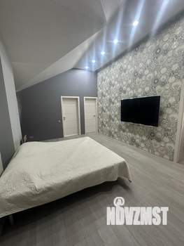 Дом 400м², 2-этажный, участок 15 сот.  