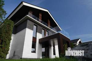 Дом 1500м², 3-этажный, участок 23 сот.  