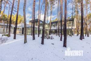 Дом 1050м², 2-этажный, участок 30 сот.  