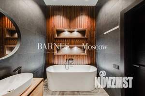 Дом 540м², 2-этажный, участок 25 сот.  