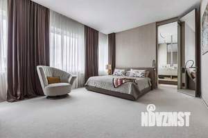 Дом 450м², 2-этажный, участок 25 сот.  