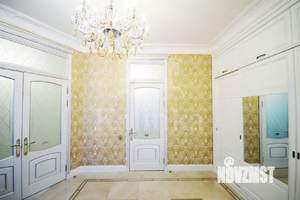 Таунхаус 375м², 3-этажный, участок 3 сот.  