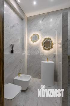 Дом 250м², 2-этажный, участок 10 сот.  