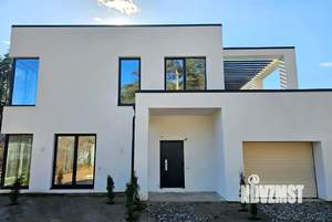 Дом 176м², 2-этажный, участок 6 сот.  