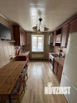 Дом 82м², 2-этажный, участок 6 сот.  