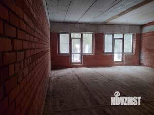 Таунхаус 276м², 2-этажный, участок 5 сот.  