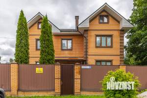 Коттедж 397м², 2-этажный, участок 12 сот.  