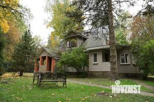 Коттедж 160м², 2-этажный, участок 20 сот.  