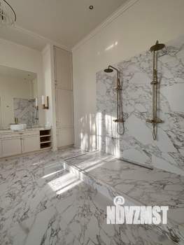 Коттедж 650м², 3-этажный, участок 20 сот.  