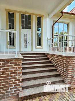 Коттедж 436м², 2-этажный, участок 15 сот.  