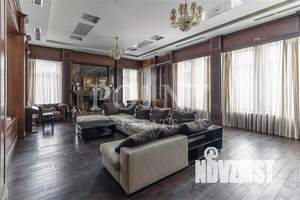 Коттедж 600м², 2-этажный, участок 20 сот.  