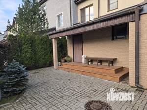 Таунхаус 240м², 3-этажный, участок 4 сот.  