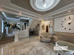 Дом 203м², 2-этажный, участок 5 сот.  