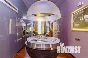 Коттедж 1500м², 2-этажный, участок 100 сот.  