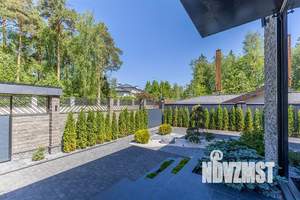 Дом 1700м², 3-этажный, участок 46 сот.  