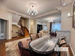 Таунхаус 450м², 2-этажный, участок 2 сот.  