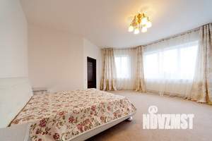 Коттедж 420м², 3-этажный, участок 9 сот.  