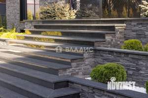 Дом 1700м², 2-этажный, участок 46 сот.  