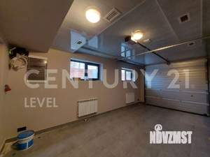 Дом 273м², 2-этажный, участок 11 сот.  