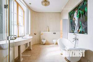 Дом 675м², 2-этажный, участок 18 сот.  