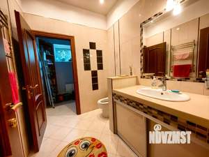 Коттедж 486м², 3-этажный, участок 16 сот.  