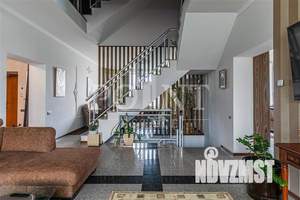 Коттедж 740м², 2-этажный, участок 21 сот.  