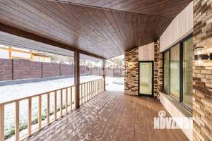 Дом 170м&sup2;, 2-этажный, участок 6 сот.  