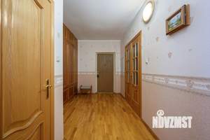 Коттедж 289м², 2-этажный, участок 6 сот.  